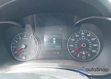 2017 Kia Optima Lx z USA, uszkodzony, nr VIN 5XXGT4L39HG170886